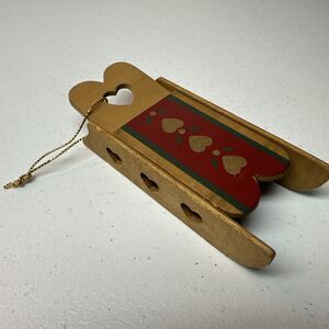 Vintage Sleigh Christmas Ornament Country Hearts 80’s Taiwan